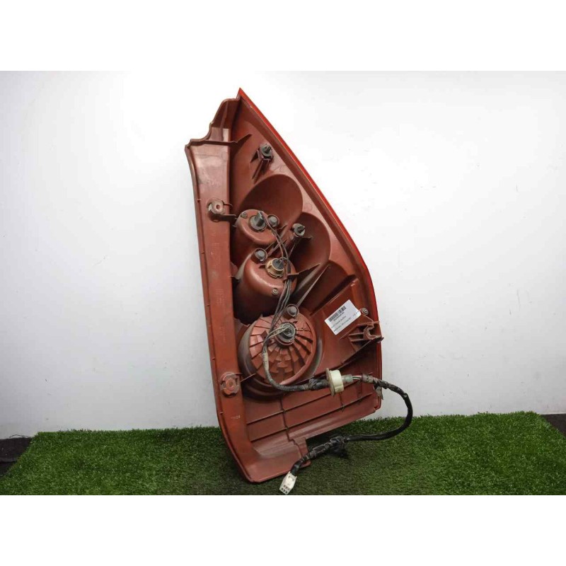 Recambio de piloto trasero izquierdo para mazda 5 berl. (cr) 2.0 diesel cat referencia OEM IAM SINREFERENCIA  