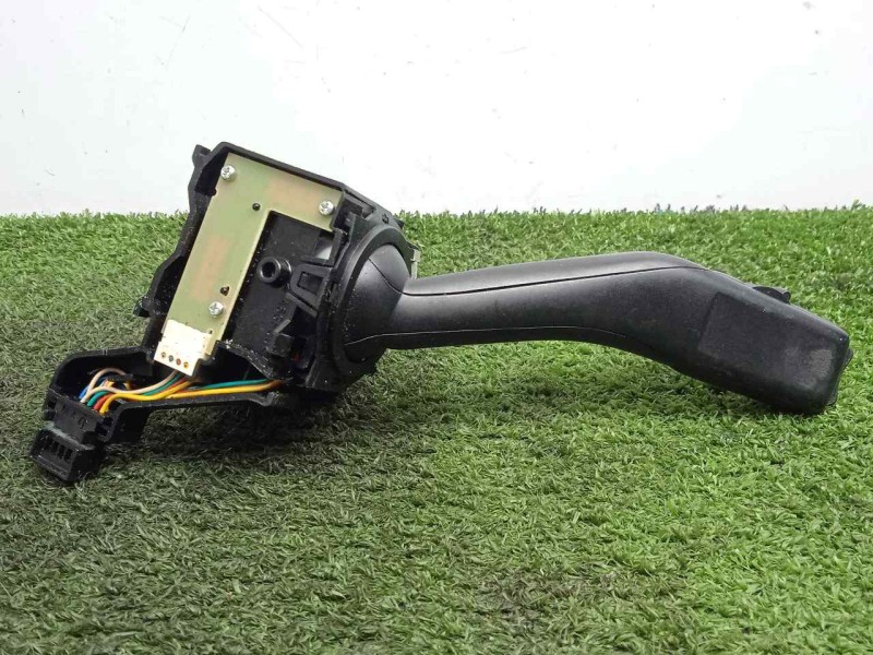 Recambio de mando luces para volkswagen jetta (1k2) 2.0 tdi referencia OEM IAM 1K0953513A  