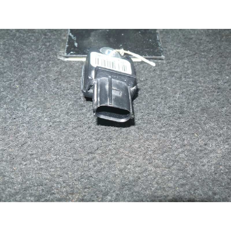 Recambio de sensor para toyota auris 1.4 turbodiesel cat referencia OEM IAM 3452021676-8983102150 LATERAL 