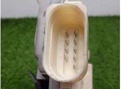 Recambio de cerradura puerta delantera izquierda para audi a3 (8p) 2.0 tdi referencia OEM IAM  5.PUERTAS 9.PINES - CONECTOR.BLAN 2