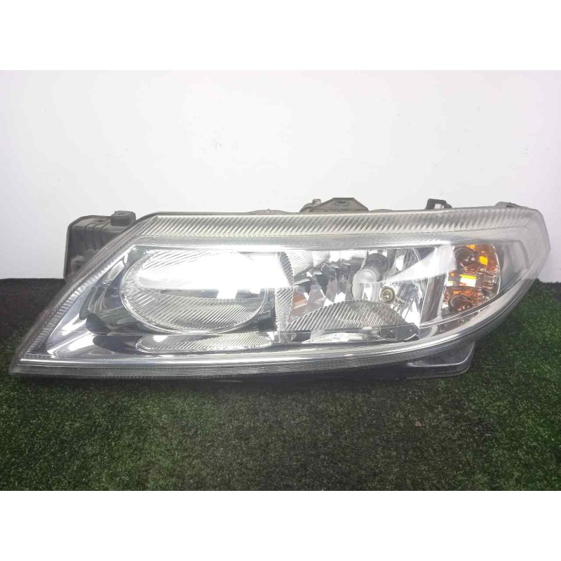 Recambio de faro izquierdo para renault laguna ii (bg0) 1.6 referencia OEM IAM 8200002845-89004687 01-05 