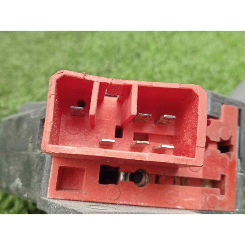 Recambio de mando limpia para iveco eurocargo 7.7 diesel referencia OEM IAM 93160486 6.PINES 