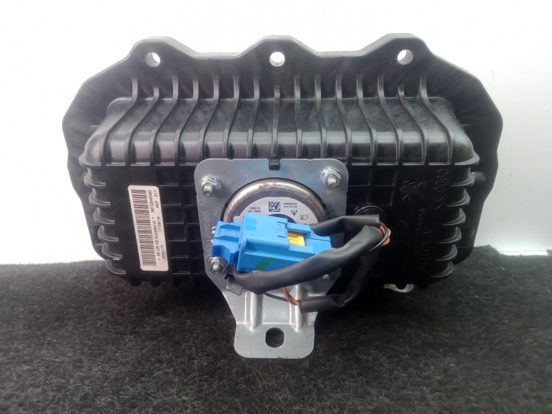 Recambio de airbag delantero derecho para peugeot 208 1.2 12v vti referencia OEM IAM 9672848580-9382170  