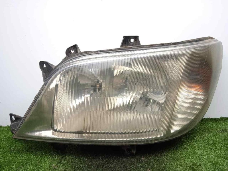 Recambio de faro izquierdo para mercedes-benz sprinter 02.00  combi 2.2 cdi cat referencia OEM IAM SINREFERENCIA 00-03 - H1+H1+H