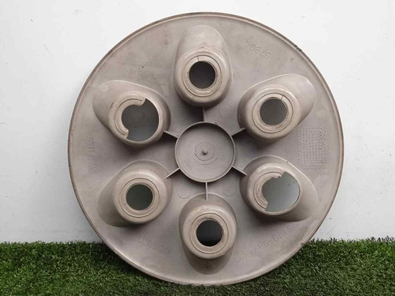 Recambio de tapacubos para iveco daily furgón 2.3 diesel referencia OEM IAM 504141760  