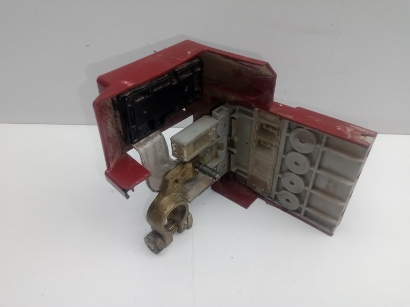 Recambio de caja reles / fusibles para mitsubishi asx (ga0w) 2.2 di-d cat referencia OEM IAM   