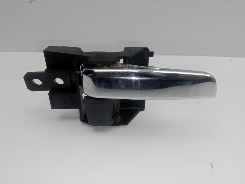 Recambio de maneta interior delantera derecha para mitsubishi asx (ga0w) 2.2 di-d cat referencia OEM IAM   