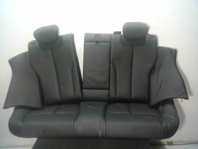 Recambio de asientos traseros para bmw serie 4 gran coupe (f36) 3.0 turbodiesel referencia OEM IAM  CUERO NEGRO 
