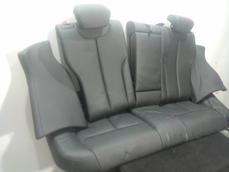 Recambio de asientos traseros para bmw serie 4 gran coupe (f36) 3.0 turbodiesel referencia OEM IAM  CUERO NEGRO 