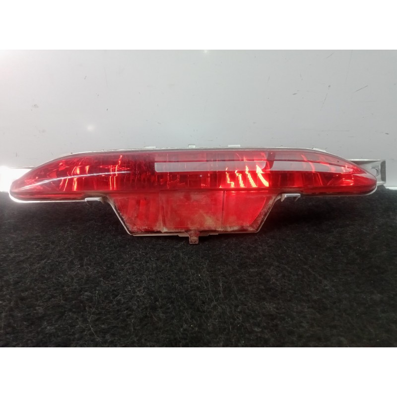 Recambio de luz central de freno para peugeot 208 1.2 12v vti referencia OEM IAM 9674308980  