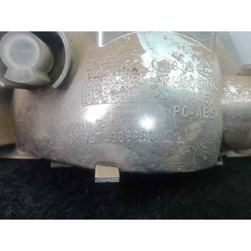 Recambio de luz central de freno para peugeot 208 1.2 12v vti referencia OEM IAM 9674308980  