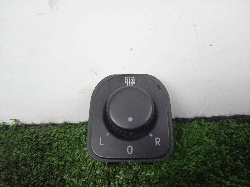 Recambio de mando retrovisor para volkswagen golf v berlina (1k1) 1.9 tdi referencia OEM IAM 1K0959565F CALEFACTABLE 