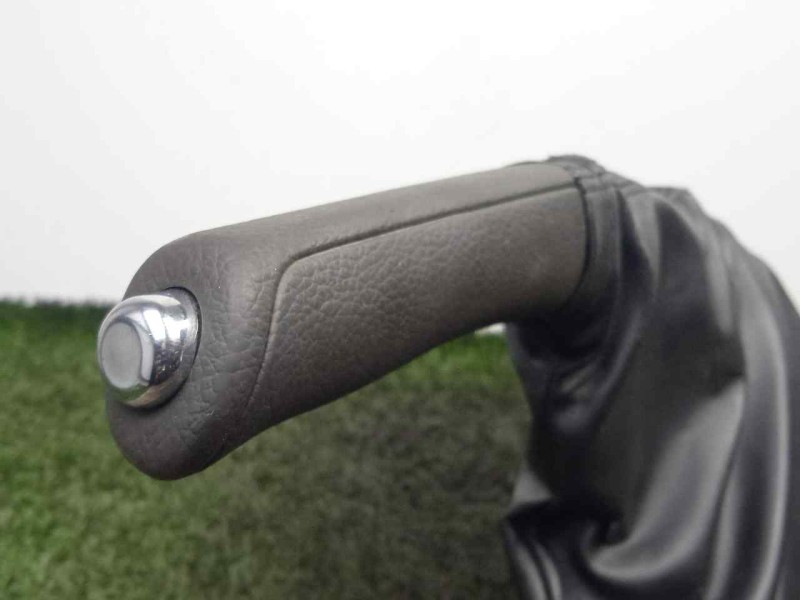 Recambio de palanca freno de mano para subaru impreza g12 2.0 cat referencia OEM IAM 26001FG030  