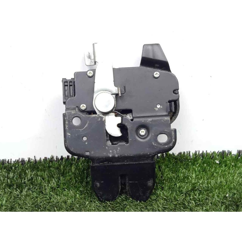 Recambio de cerradura maletero / porton para subaru impreza g12 2.0 cat referencia OEM IAM 57530AG010 4.PUERTAS 