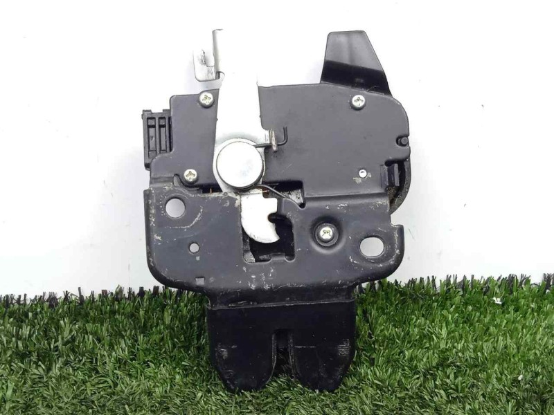 Recambio de cerradura maletero / porton para subaru impreza g12 2.0 cat referencia OEM IAM 57530AG010 4.PUERTAS 