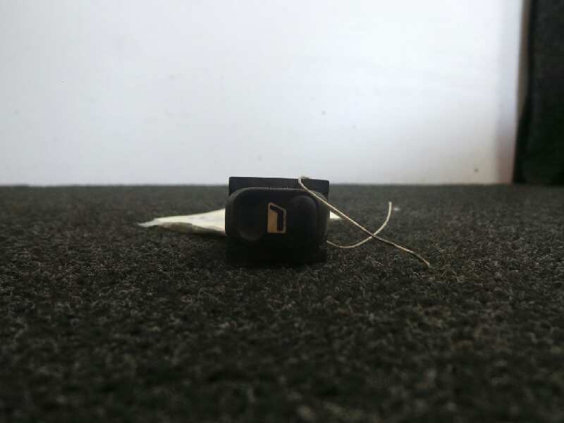 Recambio de mando elevalunas trasero derecho para citroën xantia berlina 2.0 hdi referencia OEM IAM   