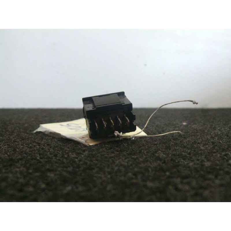 Recambio de mando elevalunas trasero derecho para citroën xantia berlina 2.0 hdi referencia OEM IAM   