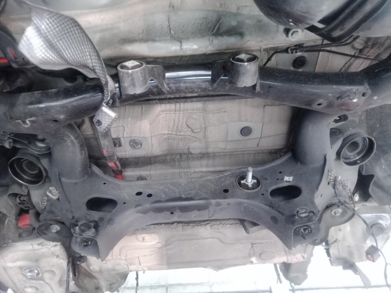 Recambio de puente trasero para bmw serie 4 gran coupe (f36) 3.0 turbodiesel referencia OEM IAM 33316792506  