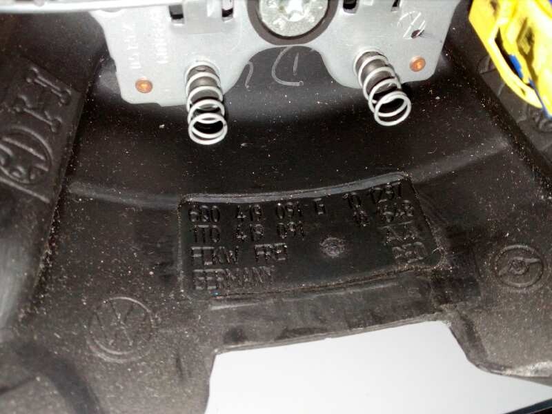 Recambio de volante para volkswagen polo (9n1) 1.4 16v referencia OEM IAM 6Q0419091G-1T0419091 GOMA 