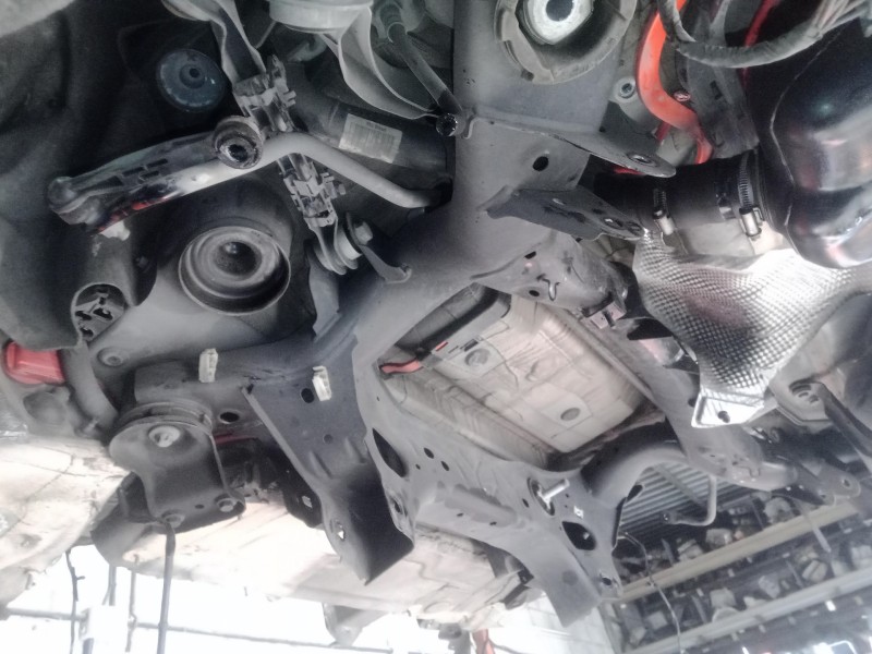 Recambio de puente trasero para bmw serie 4 gran coupe (f36) 3.0 turbodiesel referencia OEM IAM 33316792506  