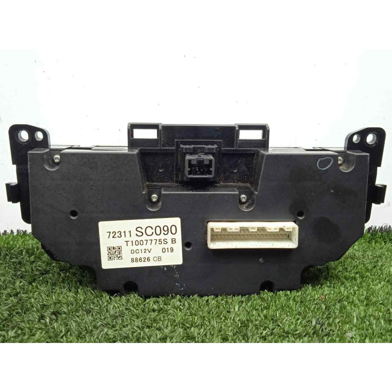 Recambio de mando climatizador para subaru impreza g12 2.0 cat referencia OEM IAM 72311SC090  