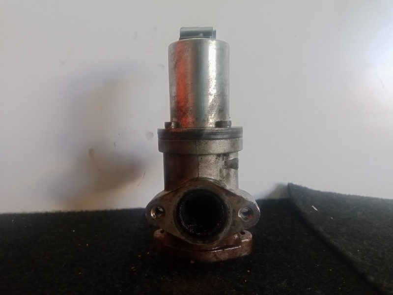 Recambio de valvula egr para kia sorento 2.5 crdi cat referencia OEM IAM 2841C4A100  