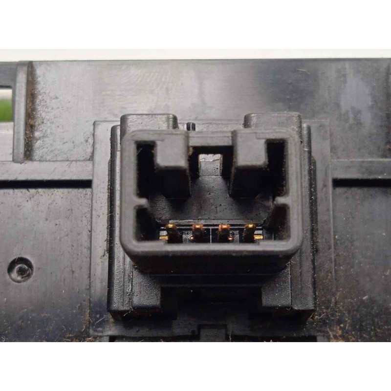 Recambio de mando climatizador para subaru impreza g12 2.0 cat referencia OEM IAM 72311SC090  