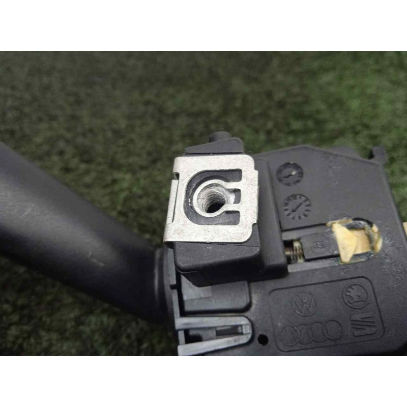 Recambio de mando luces para volkswagen golf v berlina (1k1) 1.9 tdi referencia OEM IAM 1K0953513  