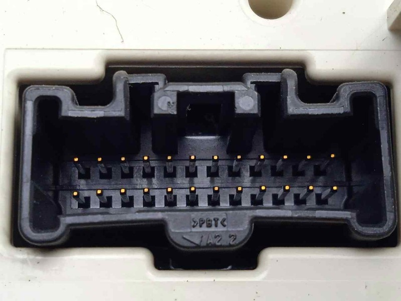 Recambio de mando climatizador para mazda 5 berl. (cr) 2.0 diesel cat referencia OEM IAM K1900CC30A06-K1900CC30A  