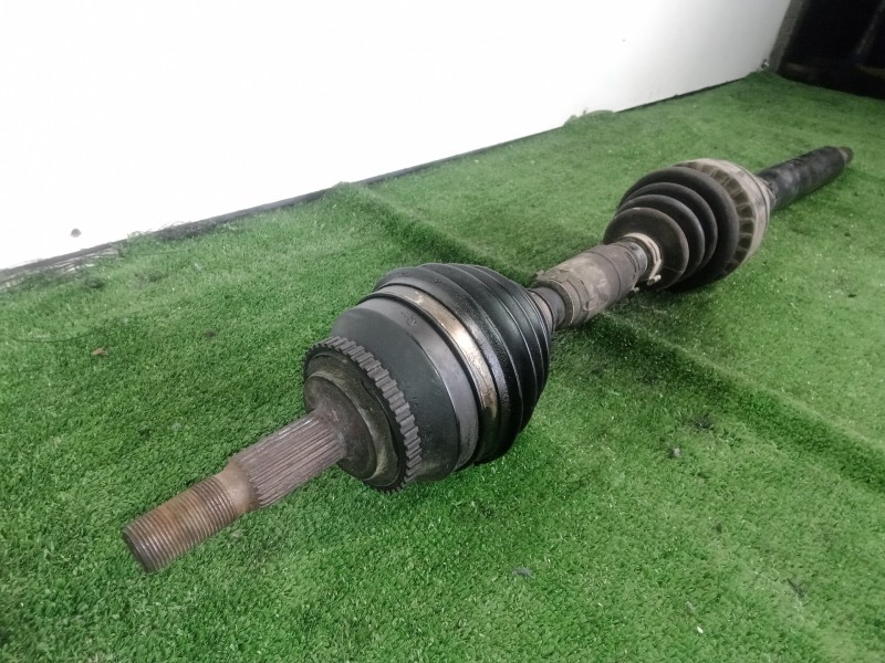 Recambio de transmision delantera derecha para volvo v40 familiar 2.0 16v cat referencia OEM IAM   