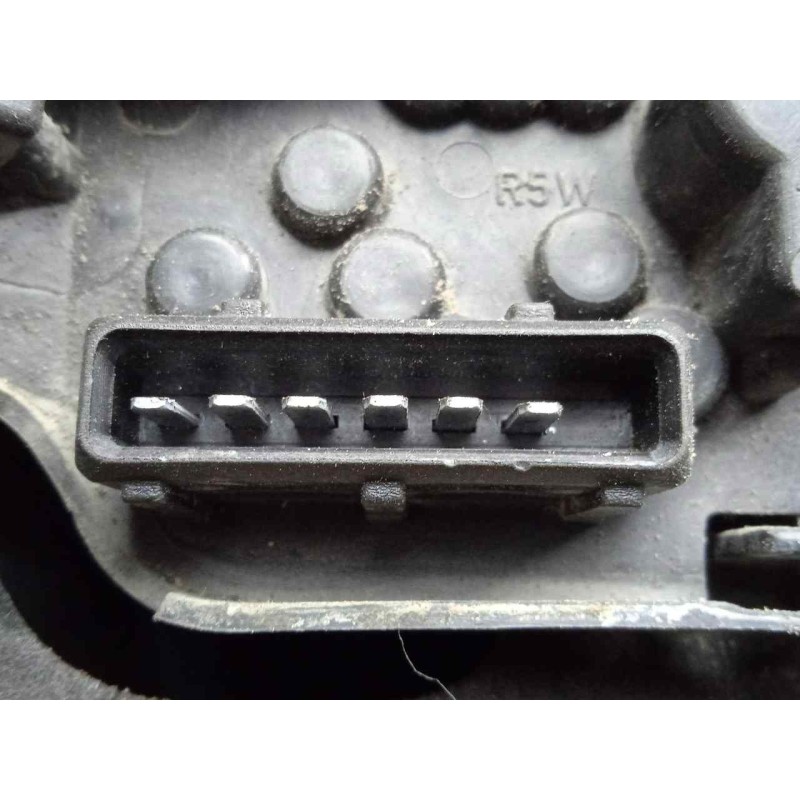 Recambio de piloto trasero derecho para toyota avensis berlina (t25) 2.2 d-4d cat referencia OEM IAM SINREF 03-06 4.PUERTAS