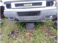 Recambio de paragolpes delantero para iveco daily caja abierta / volquete 2.8 diesel cat referencia OEM IAM  99-06 