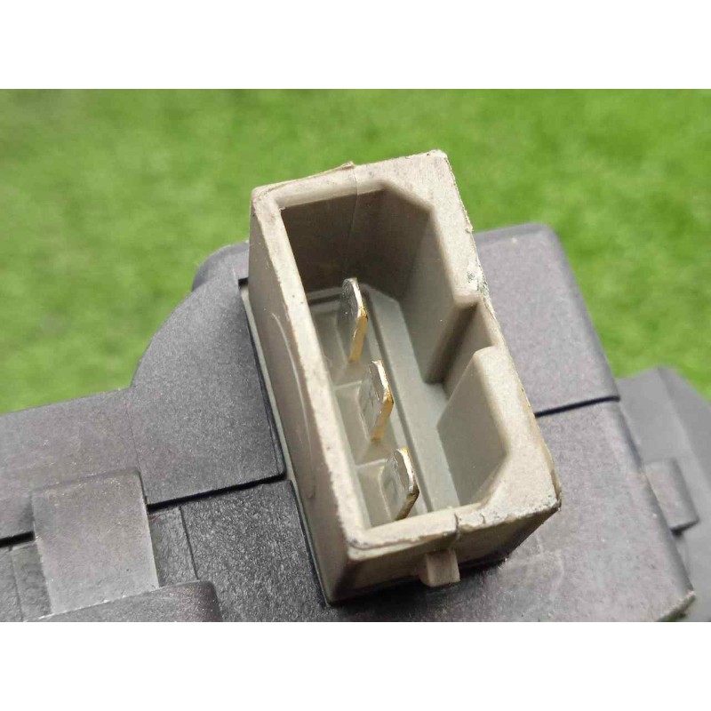 Recambio de cerradura maletero / porton para volkswagen jetta (1k2) 2.0 tdi referencia OEM IAM 4F5827505D  