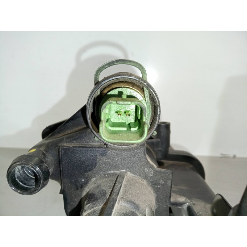 Recambio de termostato para citroën c3 picasso 1.6 16v hdi referencia OEM IAM 9670253780 CON.TERMOSTATO 
