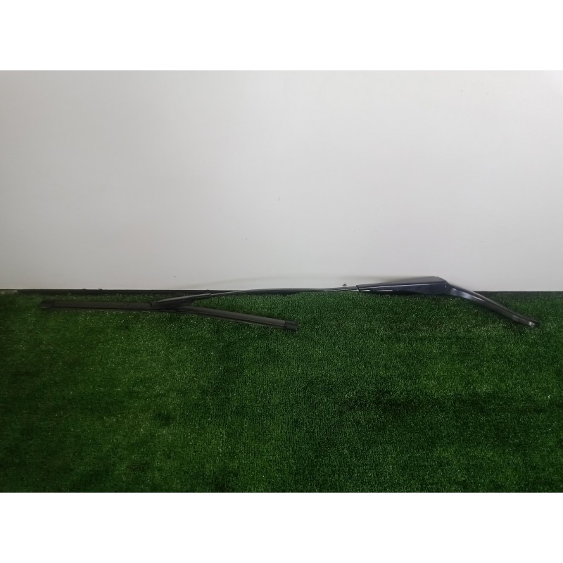 Recambio de brazo limpia delantero derecho para bmw serie 4 gran coupe (f36) 3.0 turbodiesel referencia OEM IAM   