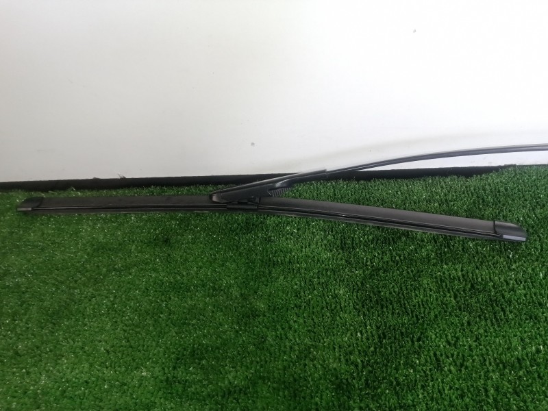 Recambio de brazo limpia delantero derecho para bmw serie 4 gran coupe (f36) 3.0 turbodiesel referencia OEM IAM   