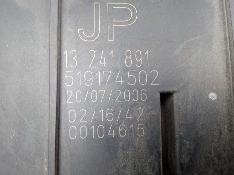 Recambio de caja reles / fusibles para opel vectra c berlina 1.8 16v referencia OEM IAM 13241891-519174502  