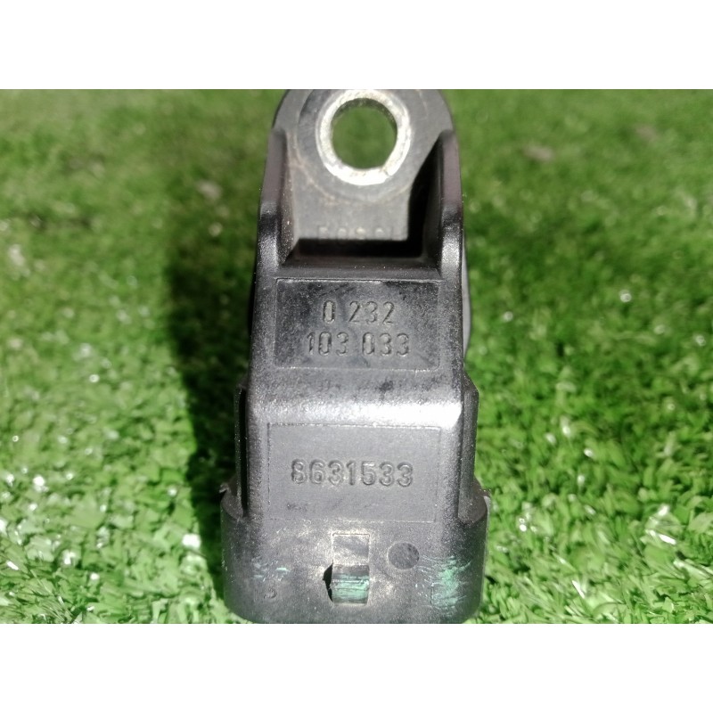 Recambio de sensor para volvo xc90 2.4 diesel cat referencia OEM IAM 8631533-0232103033 3.PINES 