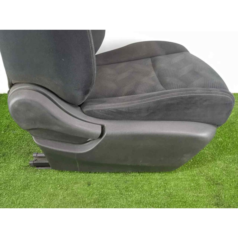 Recambio de asiento delantero derecho para nissan x-trail (t32) 1.6 dci turbodiesel cat referencia OEM IAM SINREFERENCIA TELA 