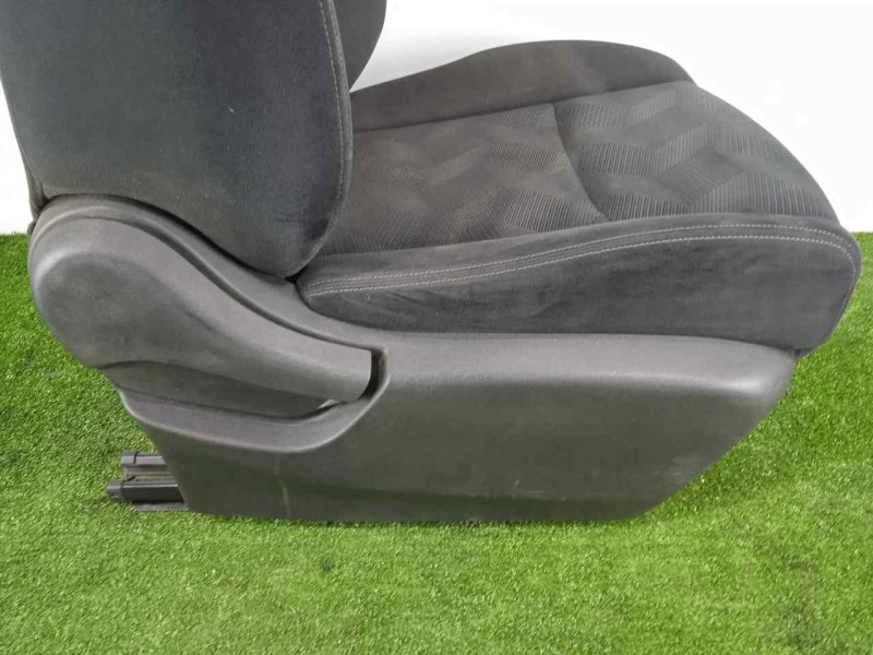 Recambio de asiento delantero derecho para nissan x-trail (t32) 1.6 dci turbodiesel cat referencia OEM IAM SINREFERENCIA TELA 