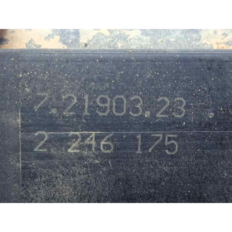 Recambio de valvula de vacio para land rover range rover (lm) 3.0 td6 referencia OEM IAM 2246175-72190323 2.PINES 3.CONEXIONES