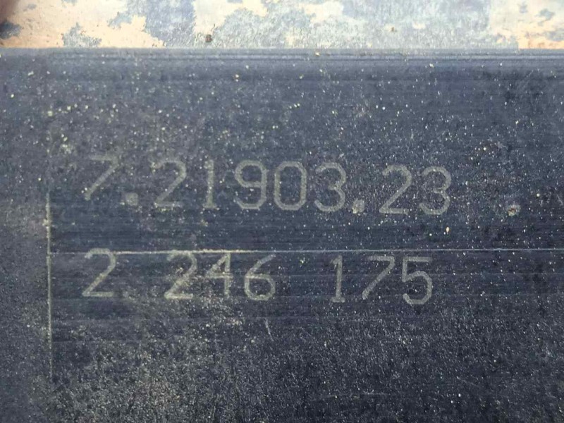 Recambio de valvula de vacio para land rover range rover (lm) 3.0 td6 referencia OEM IAM 2246175-72190323 2.PINES 3.CONEXIONES