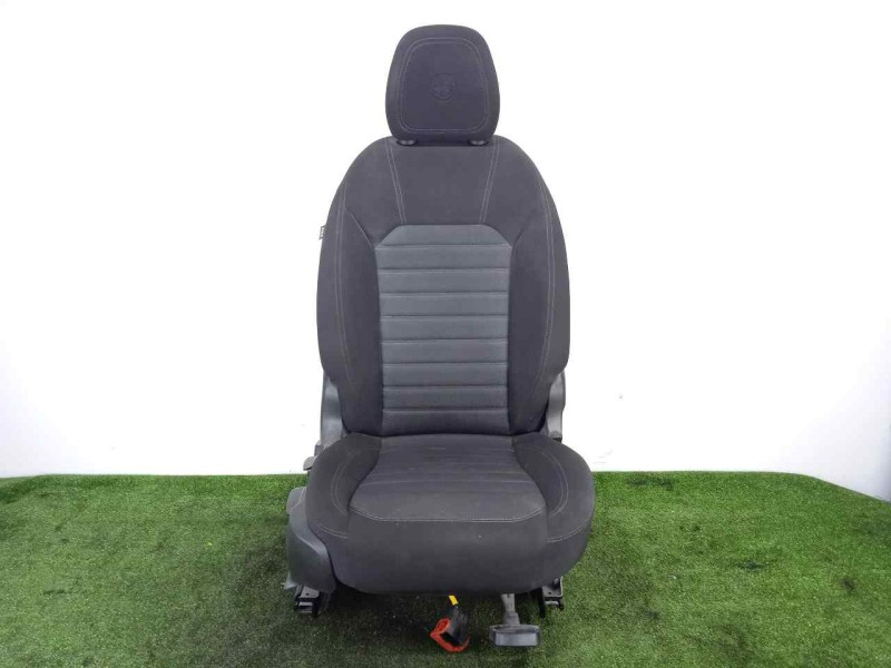 Recambio de asiento delantero derecho para alfa romeo stelvio (630) 2.2 jtdm cat referencia OEM IAM SINREFERENCIA TELA 