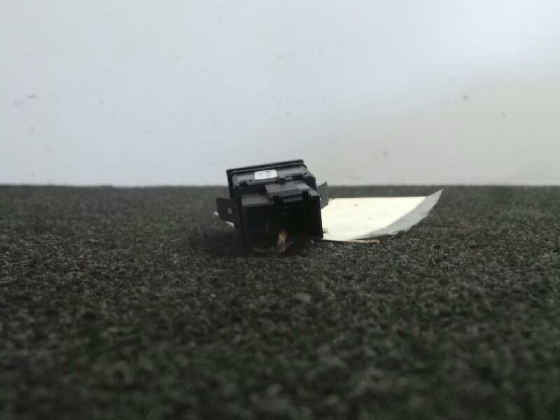 Recambio de warning para volkswagen polo (9n1) 1.4 16v referencia OEM IAM 6Q0953235A  