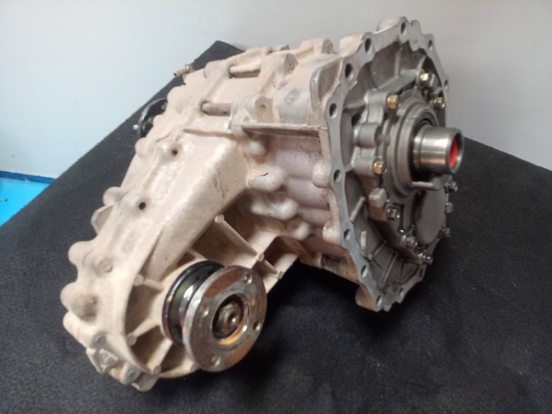 Recambio de caja transfer para nissan patrol (k/w260) 2.8 diesel referencia OEM IAM 33103G9801  