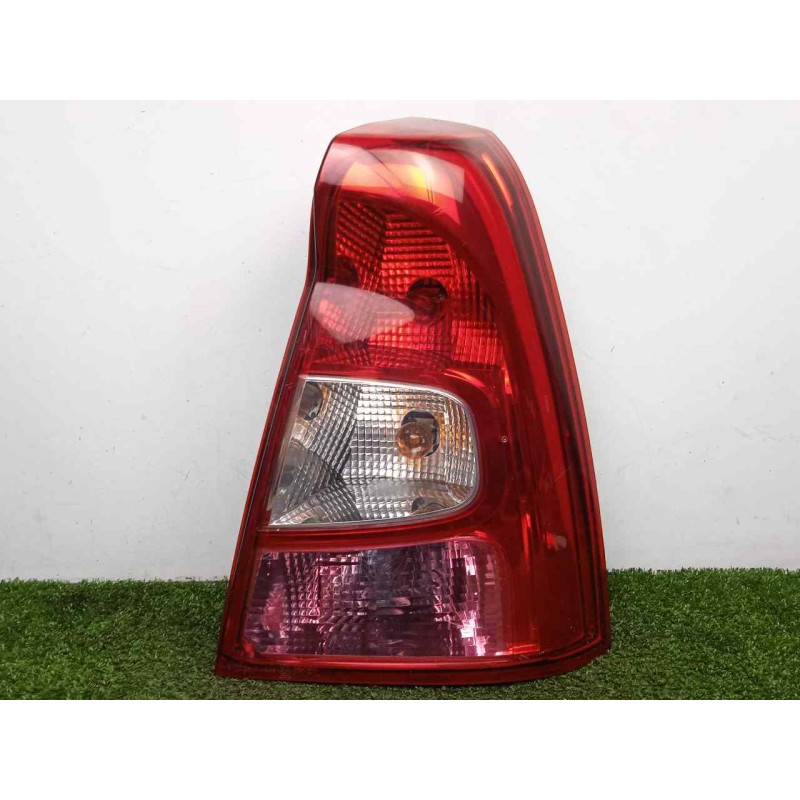 Recambio de piloto trasero derecho para dacia logan 1.5 dci diesel fap cat referencia OEM IAM SINREFERENCIA 08-13 