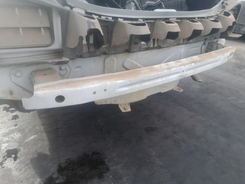 Recambio de refuerzo paragolpes trasero para peugeot 208 1.2 12v vti referencia OEM IAM   