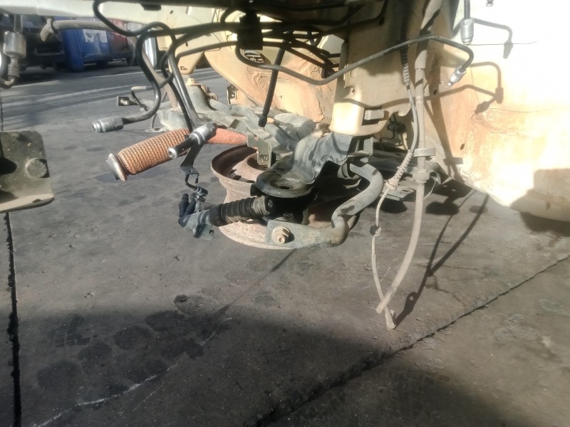 Recambio de puente delantero para peugeot 208 1.2 12v vti referencia OEM IAM   