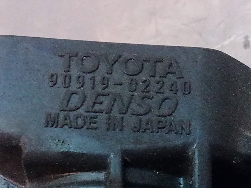 Recambio de bobina encendido para toyota yaris (ncp1/nlp1/scp1) 1.0 cat referencia OEM IAM 9091902240-DENSO  