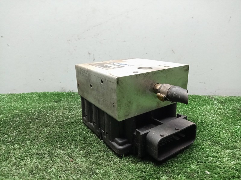 Recambio de abs para citroën xantia berlina referencia OEM IAM 10020401114-M2808-10094811023-3X9-9625975480-10020401  